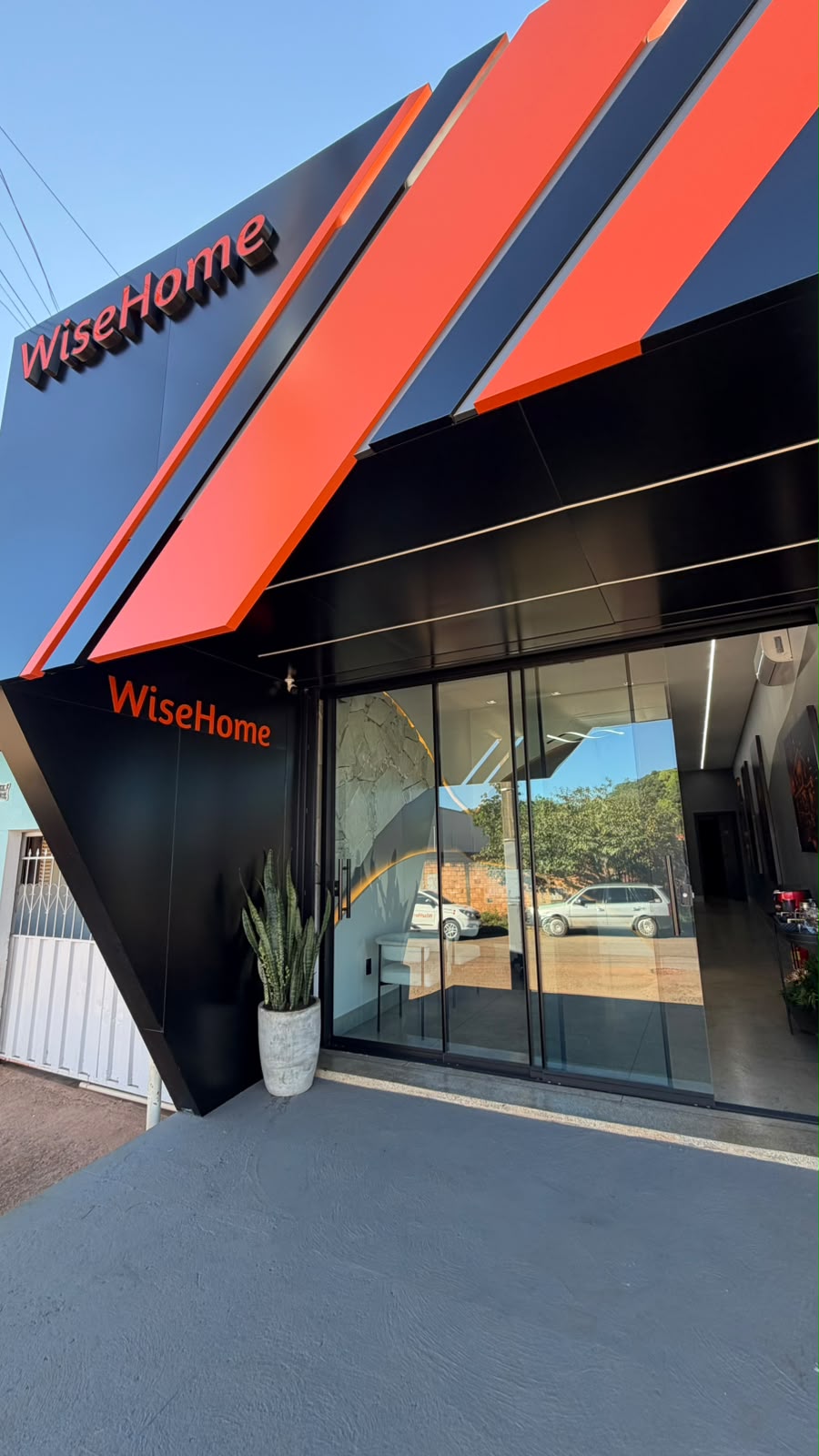 Fachada da loja WiseHome em Alexânia-GO